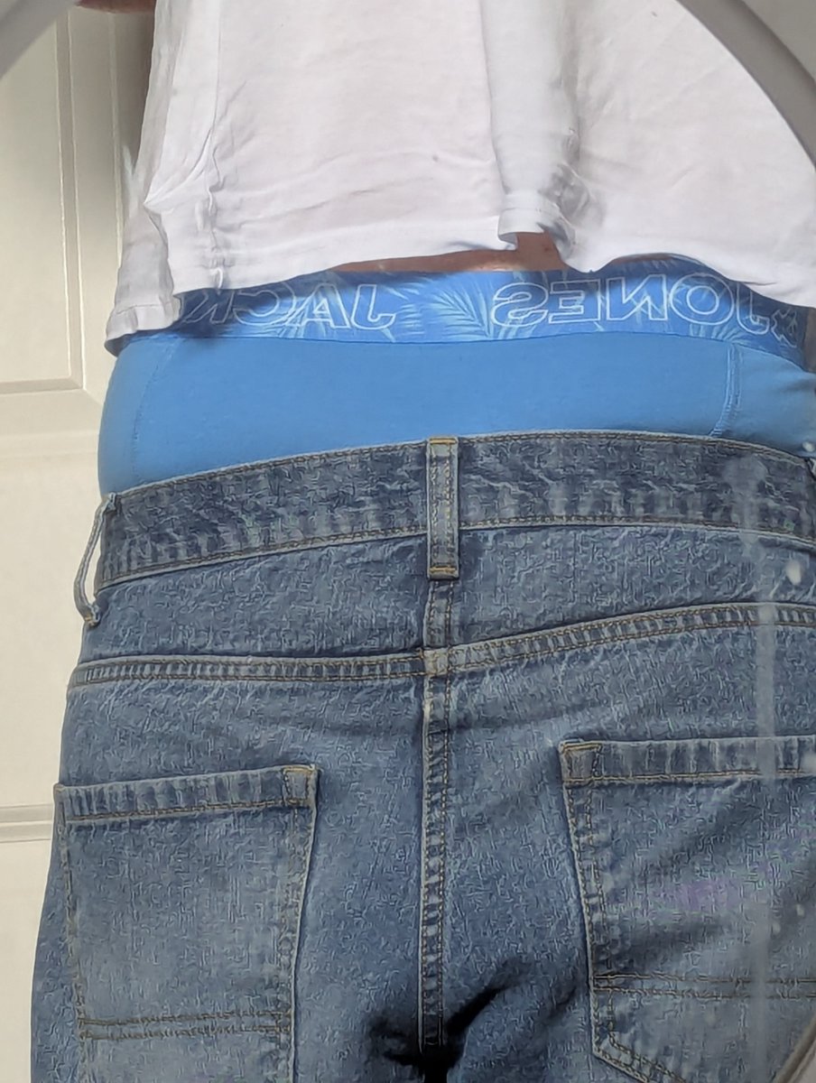 Dee Wild tweet media