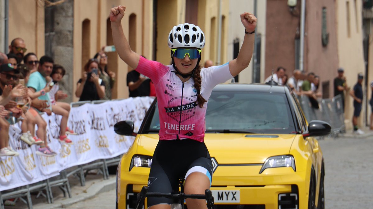 📍 #ClasicaColenda

META &gt; Triunfo élite-sub23 para Agua Marina Espínola (Farto-Kiroot), que se marchó en el ascenso a Vallelado y no redujo su marcha.

El cuadro de honor lo completan Lidia Castro (Mirat) en junior y Clara De la Roca (La Sede Bicycles) en cadete.

#Cuellar
