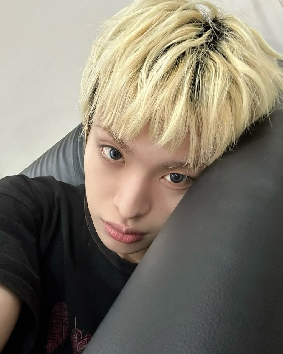kinizzan's tweet photo. •…•

#xikers #싸이커스 #예찬 #YECHAN https://t.co/cvXLhHeAjA