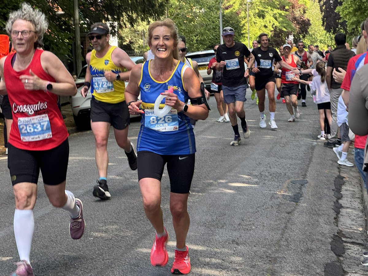 Big job on this morning at the #Grimsby10K 💥

43:01 for me and 50:52 for Jules. Both course PBs.

Happy with that 💪