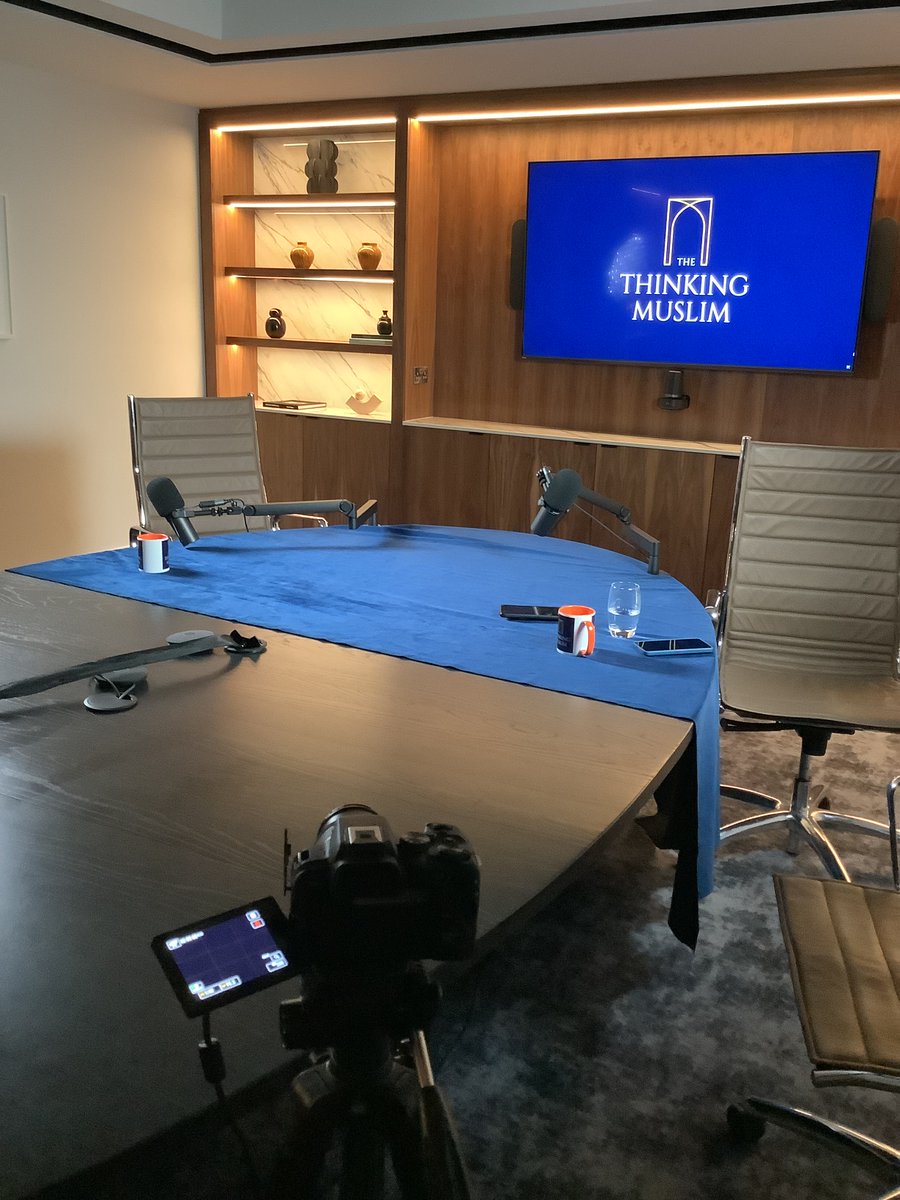 Muhammad Jalal (@jalalayn) on Twitter photo Getting ready to interview the courageous Gazan journalist <a href="/AbubakerAbedW/">Abubaker Abed</a> in Dublin
What should I ask him? Getting ready to interview the courageous Gazan journalist <a href="/AbubakerAbedW/">Abubaker Abed</a> in Dublin
What should I ask him?