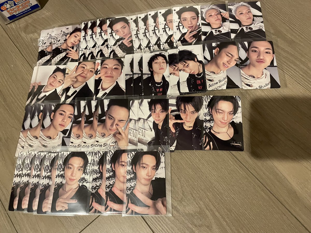 jumokun893's tweet photo. SEVENTEEN セブチ HAPPYBURSTDAY 封入タワレコ HMV 特典 ラキドロ トレカ 交換

譲︰画像 1.2

求︰同異種問わず　ジュン　
　💖優先ですがジュンでしたらなんでも◎

郵送希望、 DD盤はまとめて交換できる方探しております。

お気軽にお声がけ下さい。
別ページにラキドロあり。

#SEVENTEEN交換 https://t.co/xhgOGPWiaB