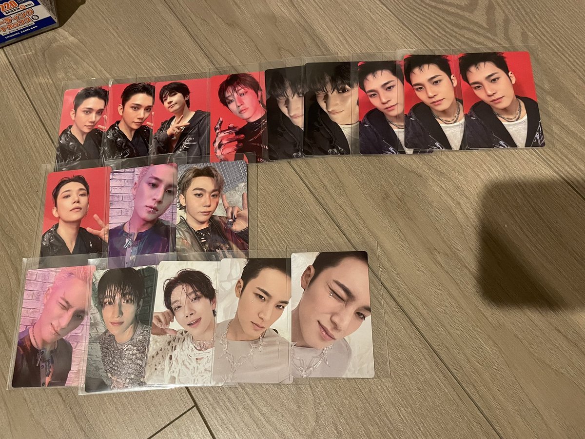 jumokun893's tweet photo. SEVENTEEN セブチ HAPPYBURSTDAY 封入タワレコ HMV 特典 ラキドロ トレカ 交換

譲︰画像 1.2

求︰同異種問わず　ジュン　
　💖優先ですがジュンでしたらなんでも◎

郵送希望、 DD盤はまとめて交換できる方探しております。

お気軽にお声がけ下さい。
別ページにラキドロあり。

#SEVENTEEN交換 https://t.co/xhgOGPWiaB
