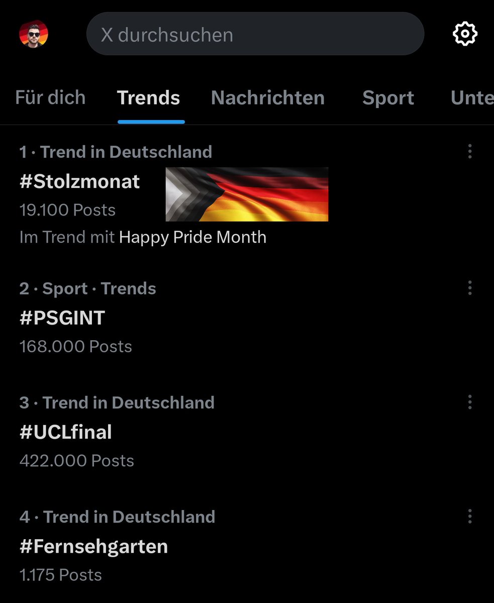 #Stolzmonat auf die 1!
#Stolzmonat2025