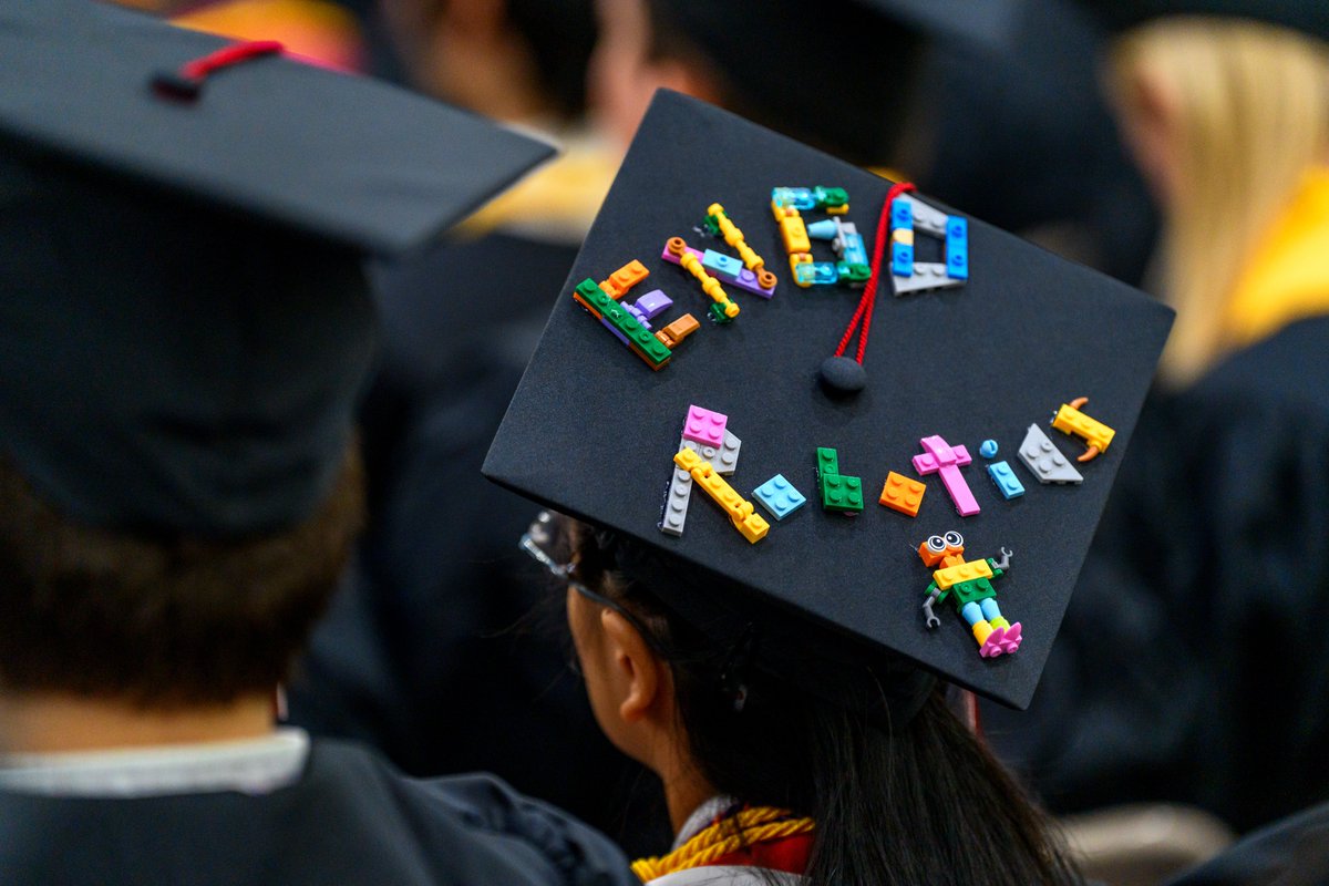 RoseHulman's tweet photo. More sights from Commencement 2025 . . . #RoseGrad #rosehulman https://t.co/RErEV1xEc0