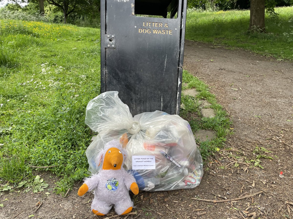 Another load of trash removed from streets around Ruskin Park and within the park itself. Nice and tidy now 😀
