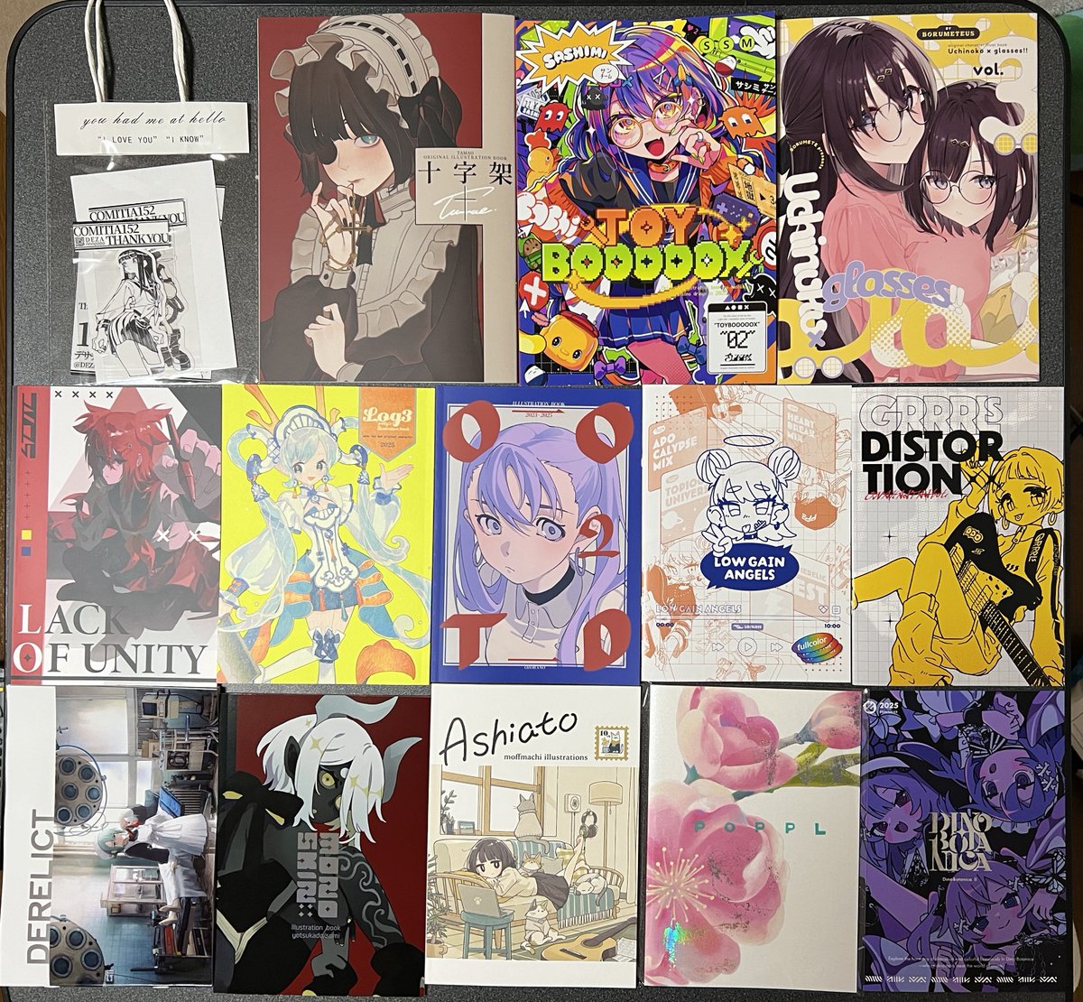 どの本やグッズも、とてもとても素敵が詰まっていて、本当に幸せです。
作ってくださって、こうして買わせて頂けて。
ありがとうございます
#コミティア戦利品