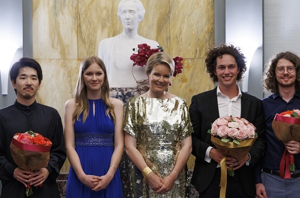 Dutch pianist Nikola Meeuwsen wins Queen Elisabeth Piano Competition, Belgium’s Valère Burnon awarded third prize
thebulletin.be/dutch-pianist-…
