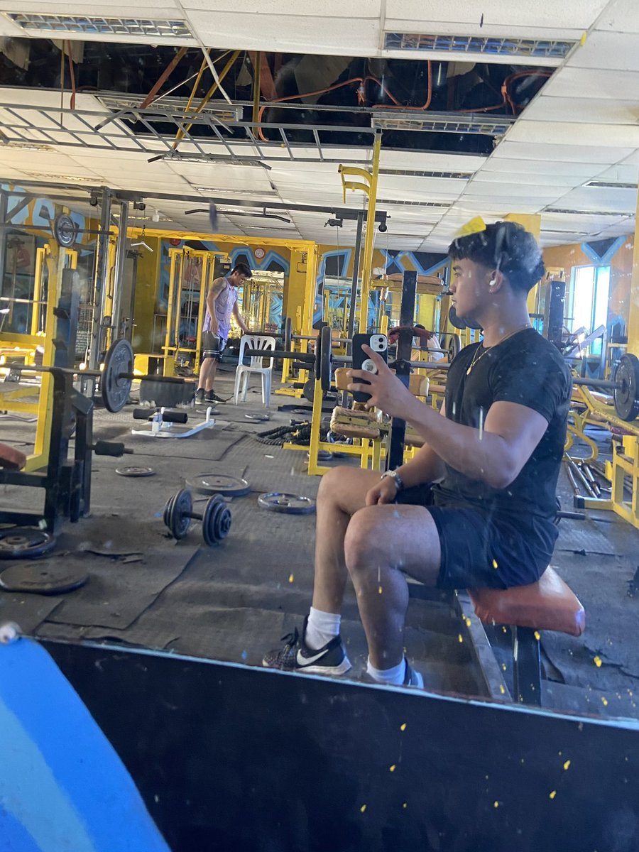 bakal gym on top 🔝