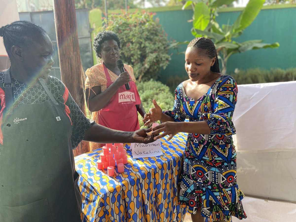 RGabdho's tweet image. Mushroom Festival at RGF Innovation Hub showcased refugee &amp;amp; host communities turning local resources into income, nutrition &amp;amp; wellness innovations.
A living example of resilience, culture &amp;amp; sustainable livelihoods through the #ReBUiLDProgram.
#RefugeeLivelihoods