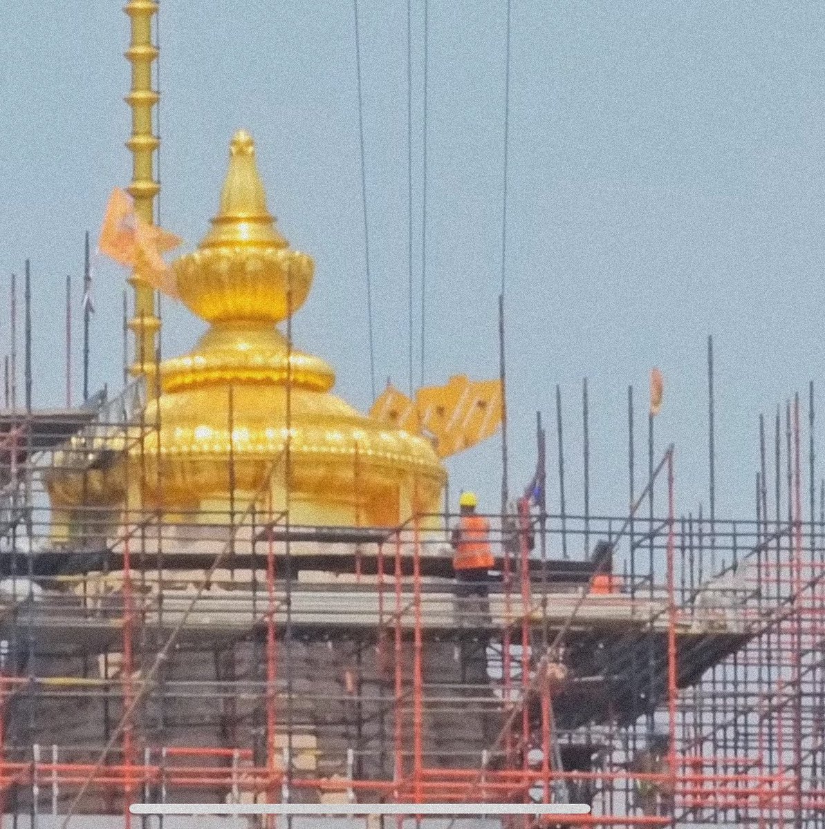 📍Ayodhya — Gold plating of Ram Mandir spires begins — Completion in 2-3 weeks 🚩