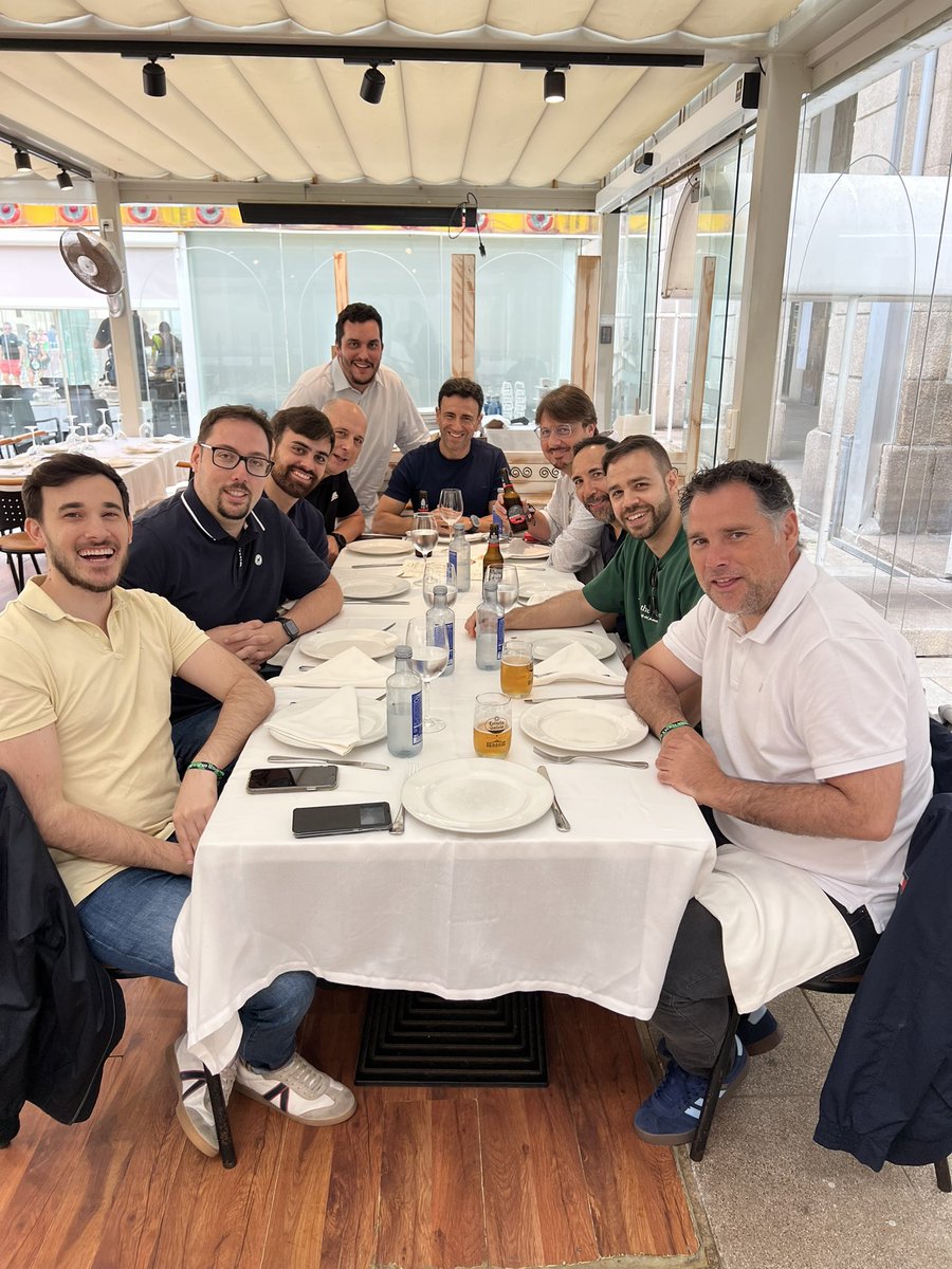 🤝🏻 Ya nos encontramos en Coruña junto a parte de la prensa ilicitana para cubrir la última jornada de #LaLigaHypermotion

📸 <a href="/CristianEgea1/">Cristian Egea</a> <a href="/josemgopar/">José Gopar 🇮🇨</a> <a href="/omanteca/">Óscar Manteca</a> <a href="/_DavidMarin_/">David Marín</a> <a href="/AS_DavidEsteve/">David Esteve</a> <a href="/PacoGomezGil/">Paco Gómez</a> <a href="/AdrianDP93/">Adrián D. Pomares</a> <a href="/FelipeCanals/">Felipe Canals</a> 

#ElcheCF