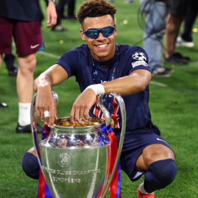 mvthieu97's tweet photo. #NouvellePhotoDeProfil https://t.co/dalPIBsIrL
