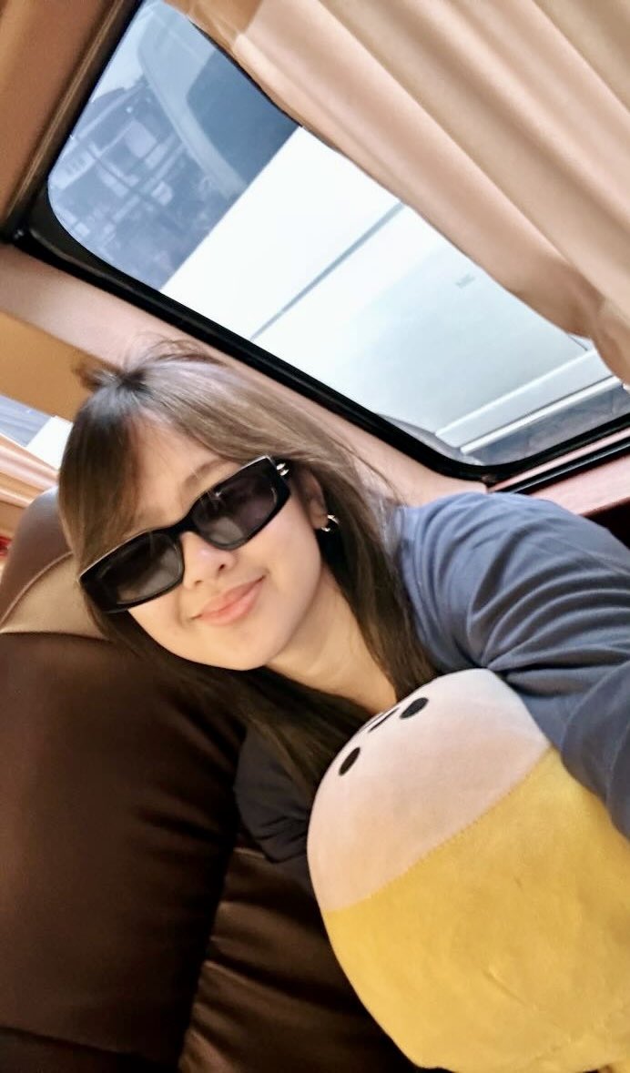 adheladz's tweet photo. otw muncak 🏔️ 
@AdelRevaaa https://t.co/PZW2hY9UCB