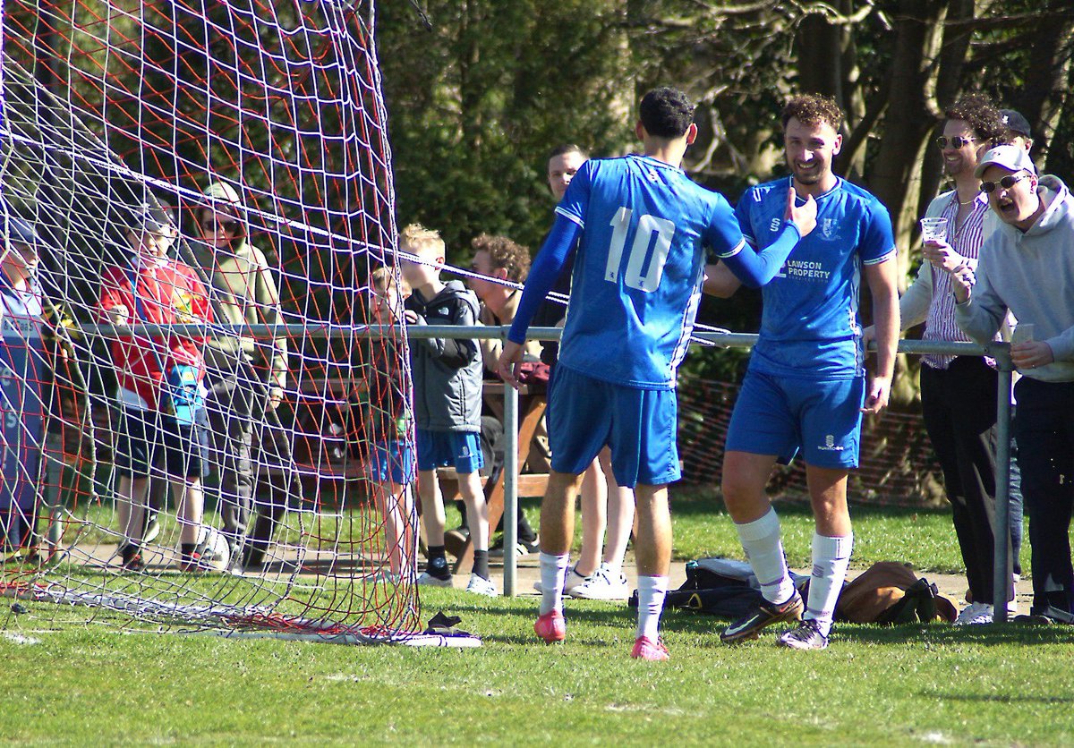Hallam FC (@hallamfc1860) on Twitter photo ๐๐ฒ๐ฟ๐ฎ
๐๐ช๐พ๐ฐ๐ฑ
๐ฆ๐ช๐ป๐ญ
Another fan favourite in <a href="/Calumward21Ward/">Calum Ward</a> has also committed to The Countrymen.
He loves to tell us how many goals heโs scored, and now heโs got a chance to add more to that tally! โ๐ป
Welcome back, Wardy!
#HallamFC ๐๐ฒ๐ฟ๐ฎ
๐๐ช๐พ๐ฐ๐ฑ
๐ฆ๐ช๐ป๐ญ
Another fan favourite in <a href="/Calumward21Ward/">Calum Ward</a> has also committed to The Countrymen.
He loves to tell us how many goals heโs scored, and now heโs got a chance to add more to that tally! โ๐ป
Welcome back, Wardy!
#HallamFC