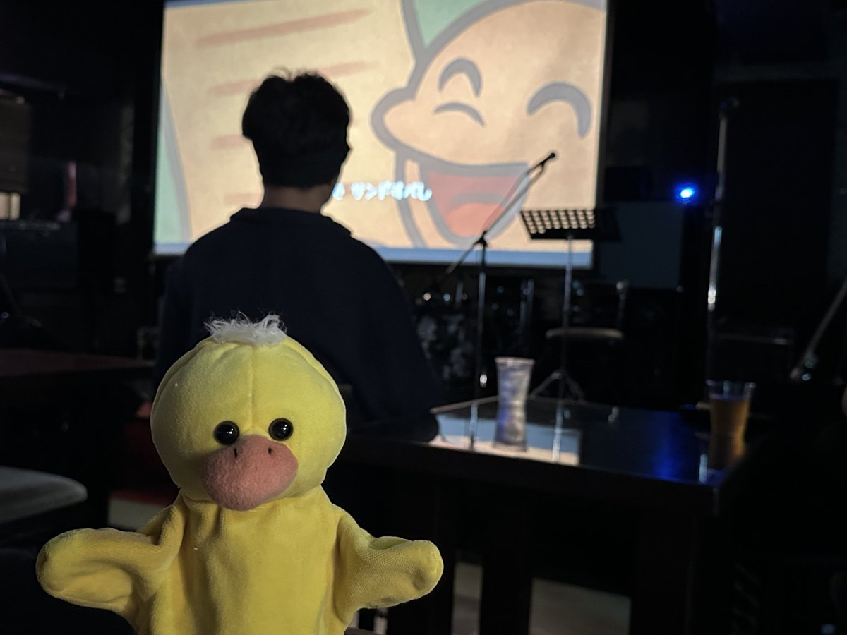 ライブ前のスクリーン上映🐥✨たのぴ！