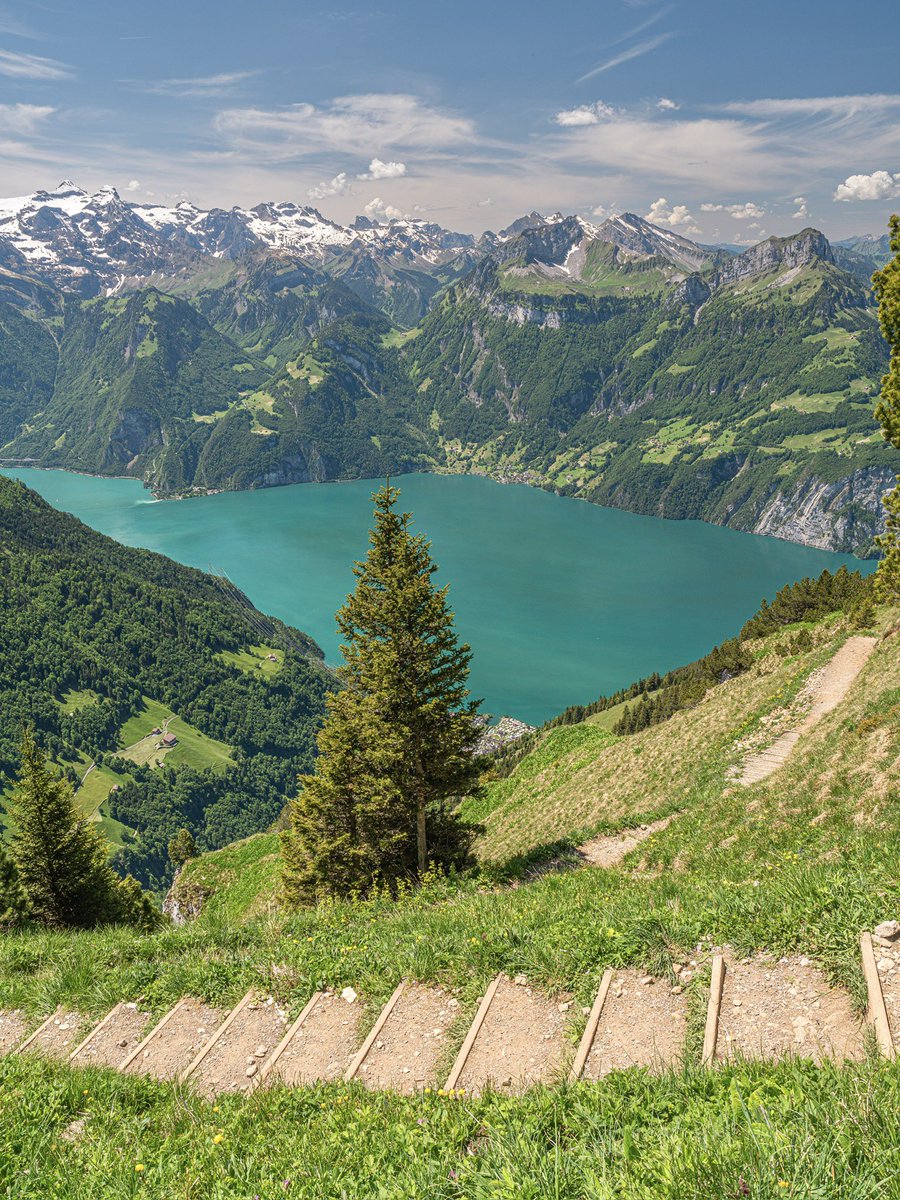 CedricSchell's tweet image. Voici quelques photos issues d’une belle randonnée en Suisse 🇨🇭
📍Fronalpstock vers Klingenstock