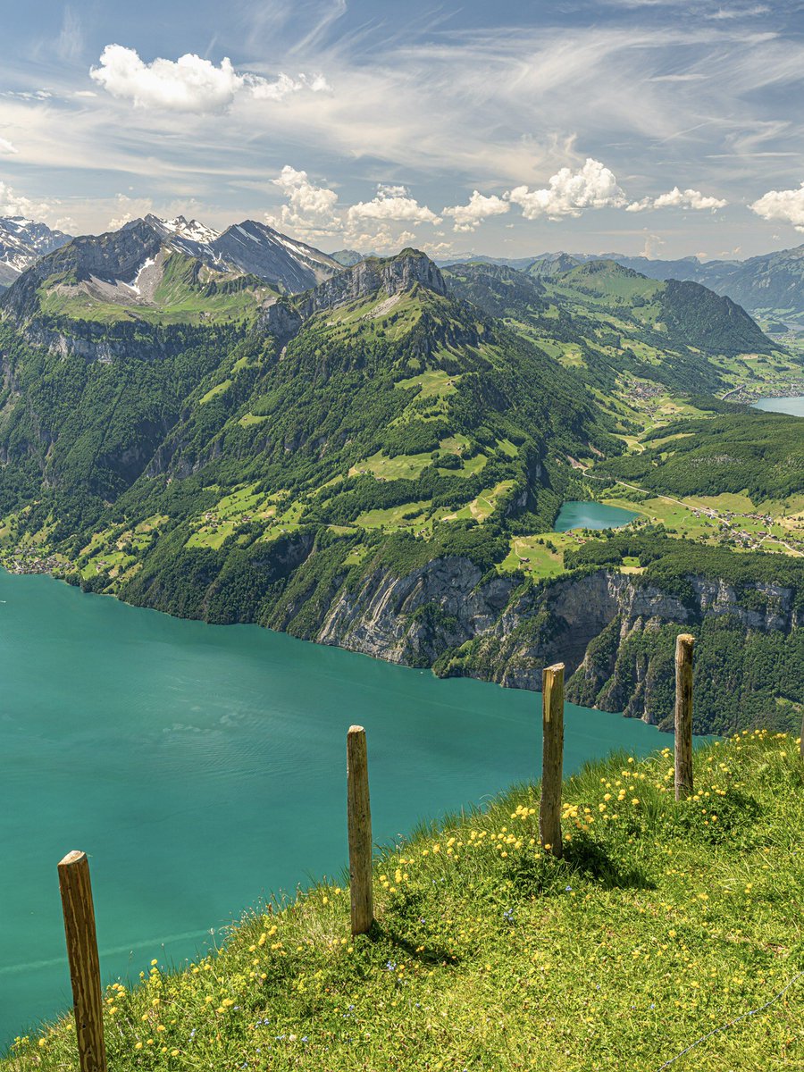 CedricSchell's tweet image. Voici quelques photos issues d’une belle randonnée en Suisse 🇨🇭
📍Fronalpstock vers Klingenstock