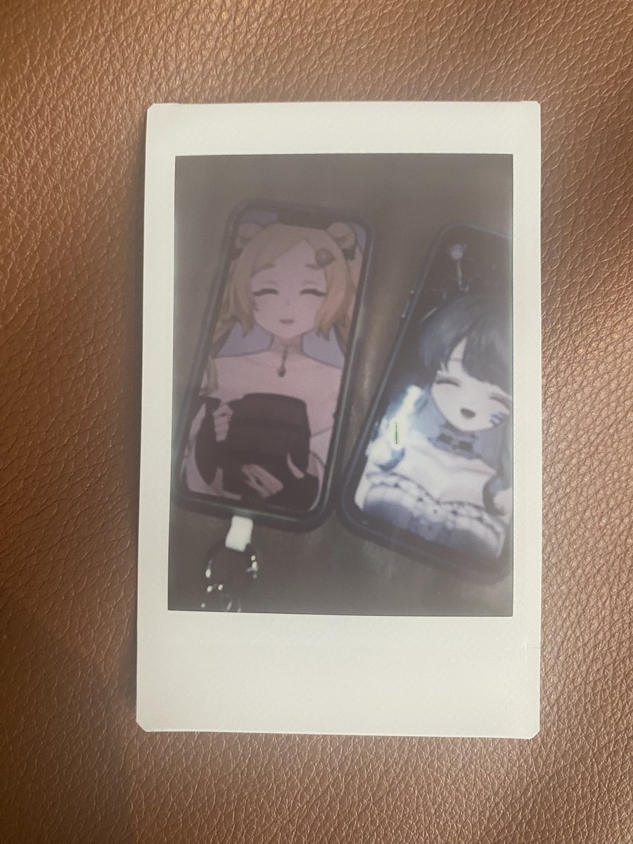 Digiko Shellako 🥚☔【HauntedTeaTime】 (@digi_shell) on Twitter photo It turned out a little bit blurry but!! I wanted to say thank you for the cutest bear <a href="/freyaguma/">Freya Kumamori🐻🌷⚔️『retro ♡ mantique』</a> for sharing a room with me and going to twitch con! It felt like having a wise big sister and it was really fun!! 😭♥️ It turned out a little bit blurry but!! I wanted to say thank you for the cutest bear <a href="/freyaguma/">Freya Kumamori🐻🌷⚔️『retro ♡ mantique』</a> for sharing a room with me and going to twitch con! It felt like having a wise big sister and it was really fun!! 😭♥️