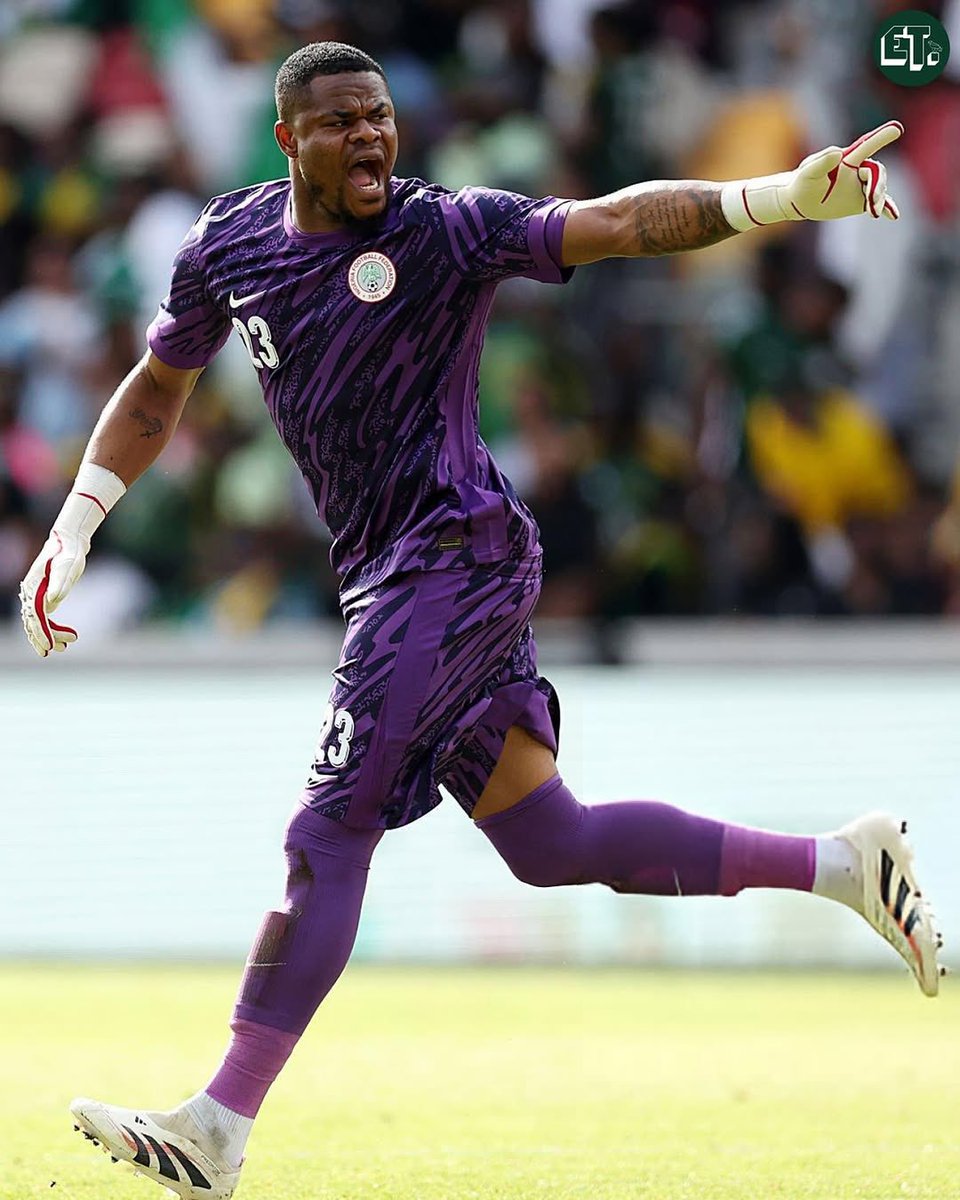 Difficult times deserves a moment of joy like this. Champions 🏆🇳🇬🦅

#RipDad #RipMom #Nwabali #safehands