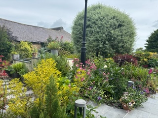 OPEN 3RD JUNE 11-2PM
23 Linden Walk,Louth, LN11 9HT
Created seven years ago.Front garden is formal Victorian style. Rear garden on two levels,lawn,water feature,Victorian brick walls,herbaceous perennial borders. #NGS #opengarden #lincsconnect
