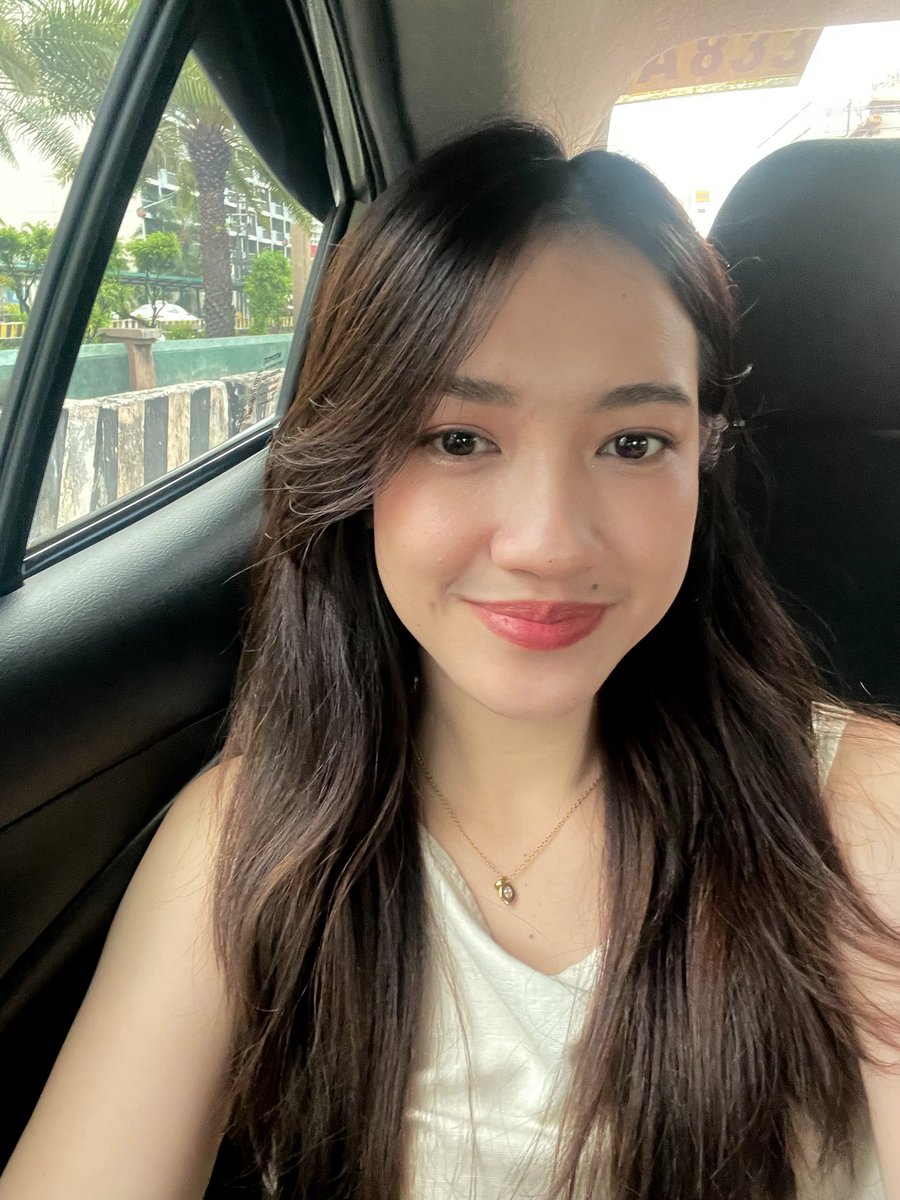 loveliefaiths's tweet photo. your ninang for today. https://t.co/h3ntiaws0n