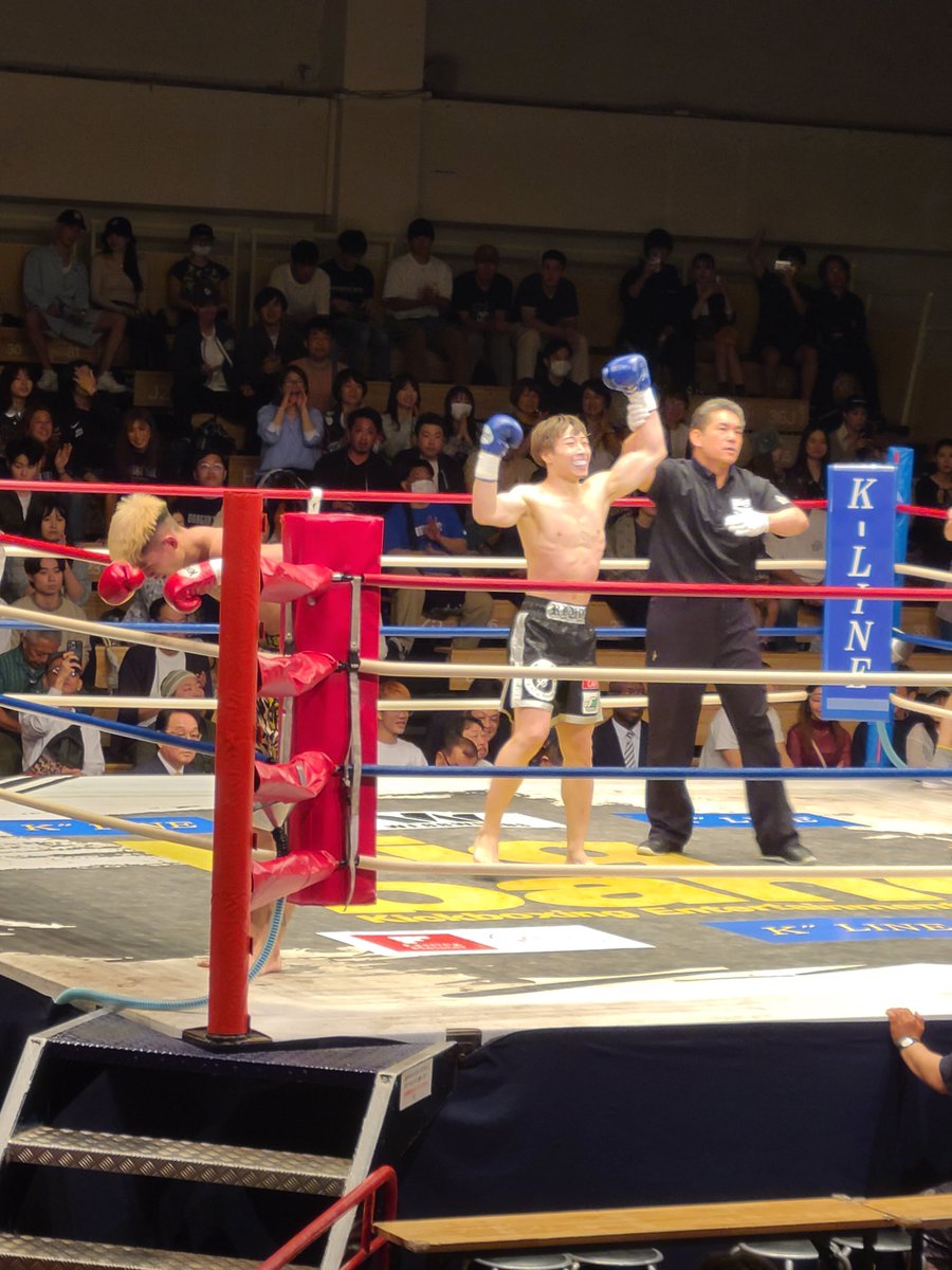 第2試合　60kg契約　3分3R　石井凌（士魂村上塾）藤平琉矢（K-1ジム三軒茶屋シルバーウルフ）　藤平初回ＴＫＯ勝ち。