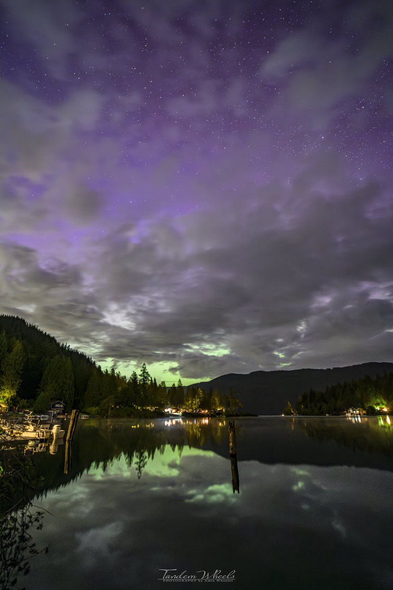 😍Even with clouds, the Aurora is absolutely gorgeous! We went down to the south end of Lake Whatcom to get a few snaps in before preparing for a even later night tomorrow 🌌🤩

#wawx #sonorthwest #pnw #Auroraborealis #Aurora #Nightsky #cloudy #stars