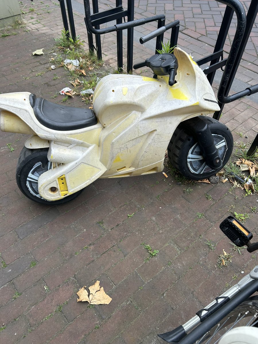 Motor staat klaar voor de TT.