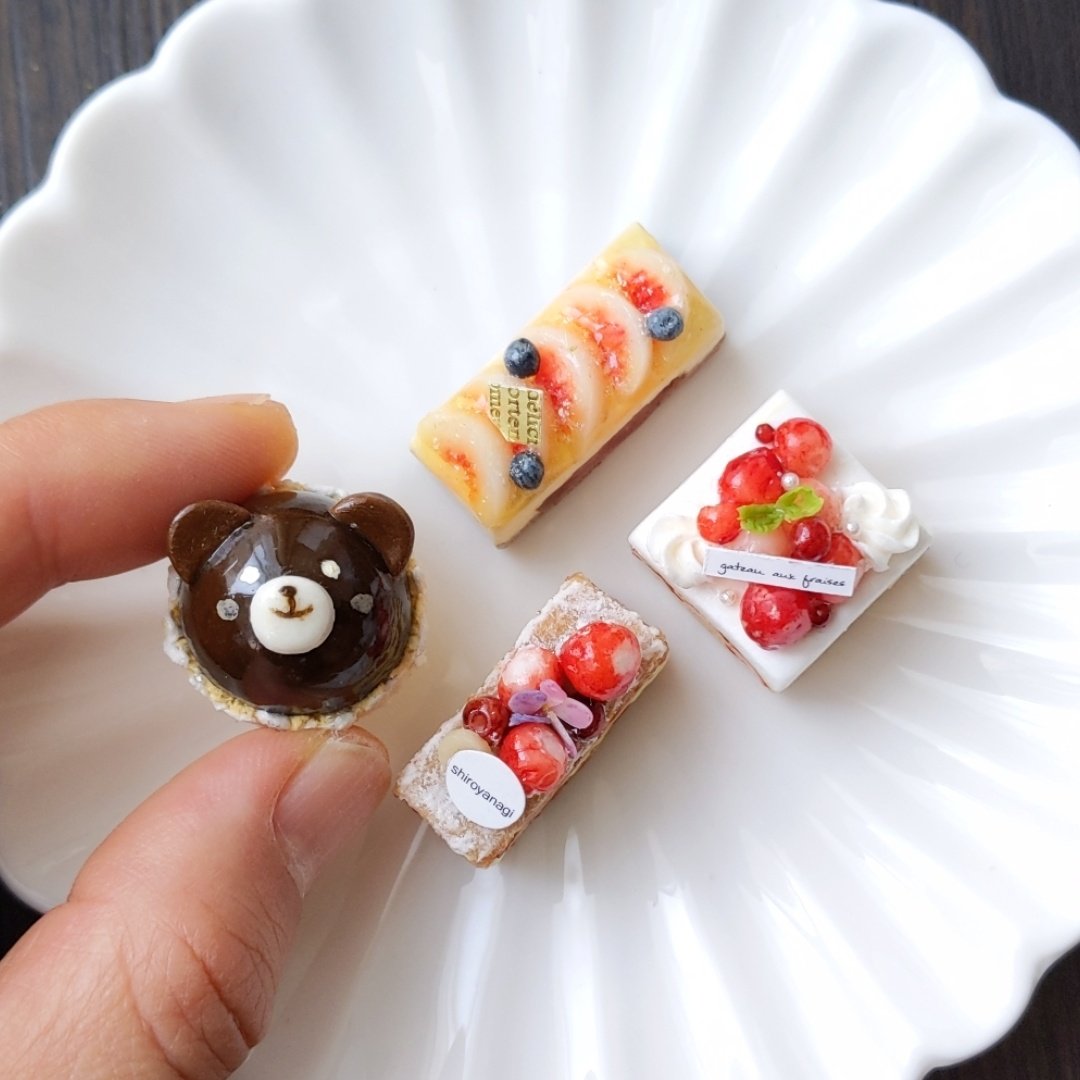 shiro_tetu_'s tweet image. 【お知らせ】
6月2日（月）21時より新作の販売を行います。
今回はどうぶつケーキマグネットがギャラリーに初登場です🐻

半年ぶりの販売となりますが、沢山新作をご用意したのでどうぞ覗いてみてください💫
よろしくお願いします。

minne.com/@shiroyanagi