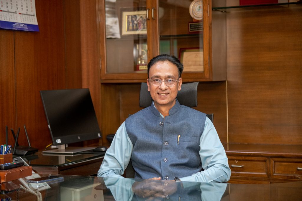 h_pongilath's tweet photo. Assumption of regular charge as Director General of DGDE (Directorate General Defence Estates) under Ministry of #Defence by Shri S N Gupta on 31st May 2025.
#DGDE #Defenceestates https://t.co/KLr3d955mH