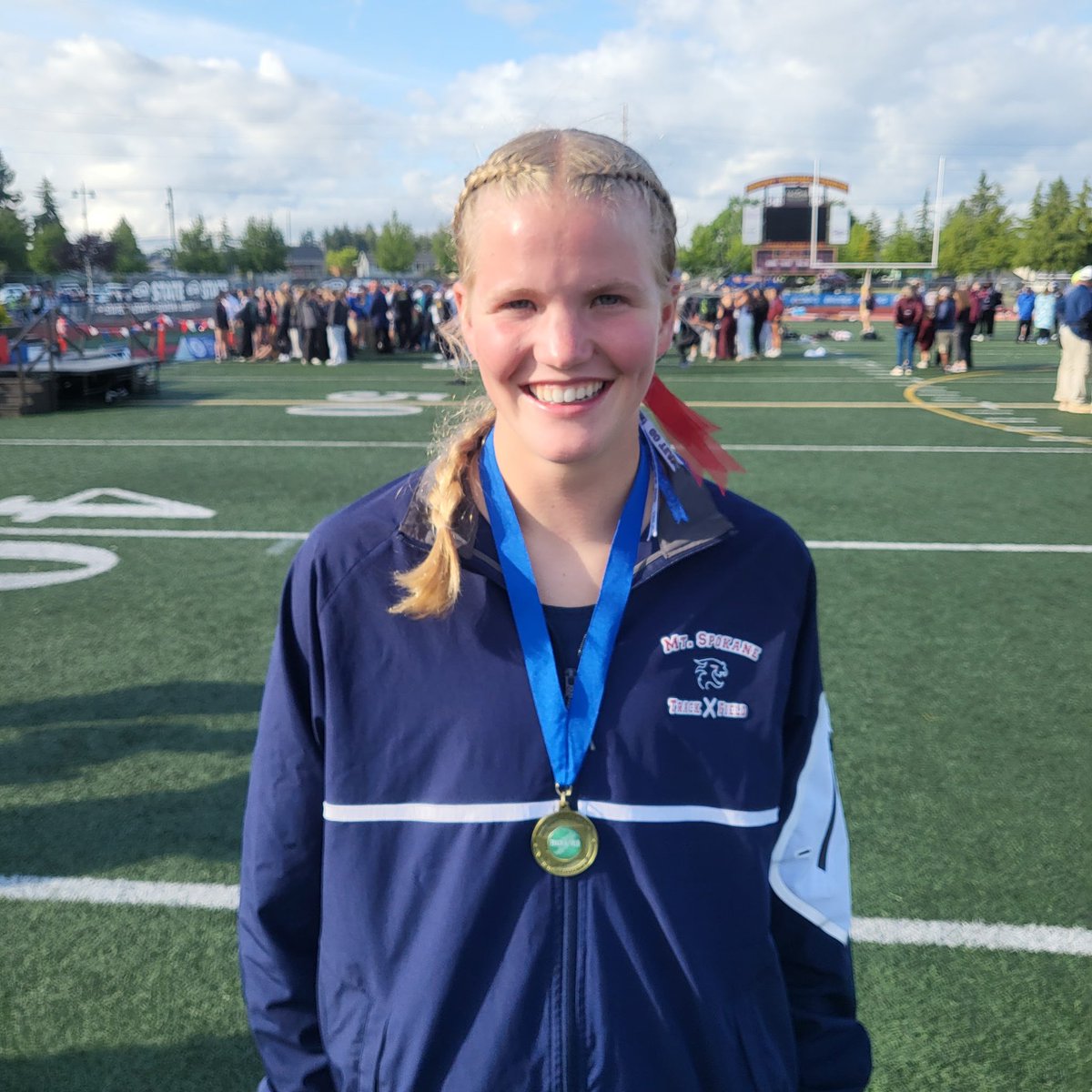 Dan Figueira (@dfigs6) on Twitter photo Junior Kayli Eastham was a 4 event qualifier at STATE in the 100H and 300 H and also ran a fantastic opening leg on state championship and new record holding 4x400 team!!! 🥇
<a href="/MtSpoTF/">Mt. Spokane Track & Field</a> <a href="/MtSpokaneHS/">Mt. Spokane HS</a> Junior Kayli Eastham was a 4 event qualifier at STATE in the 100H and 300 H and also ran a fantastic opening leg on state championship and new record holding 4x400 team!!! 🥇
<a href="/MtSpoTF/">Mt. Spokane Track & Field</a> <a href="/MtSpokaneHS/">Mt. Spokane HS</a>