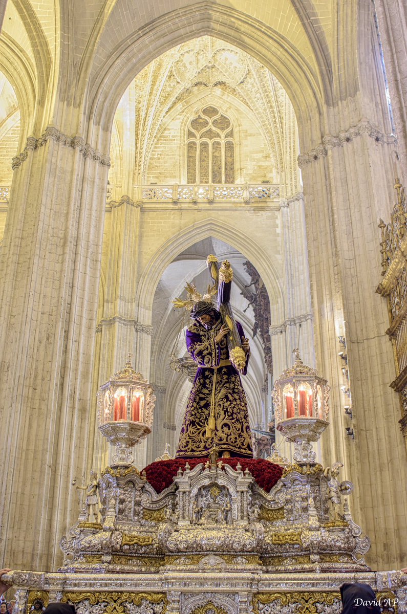 «Cristo es un solo cuerpo formado por muchos miembros. Bajó, pues, del cielo, por su misericordia, pero ya no subió Él solo, puesto que nosotros subimos también en Él por la gracia» (San Agustín)

VII DOMINGO DE PASCUA. ASCENSIÓN DEL SEÑOR, SOLEMNIDAD

#Pasión25

📷
