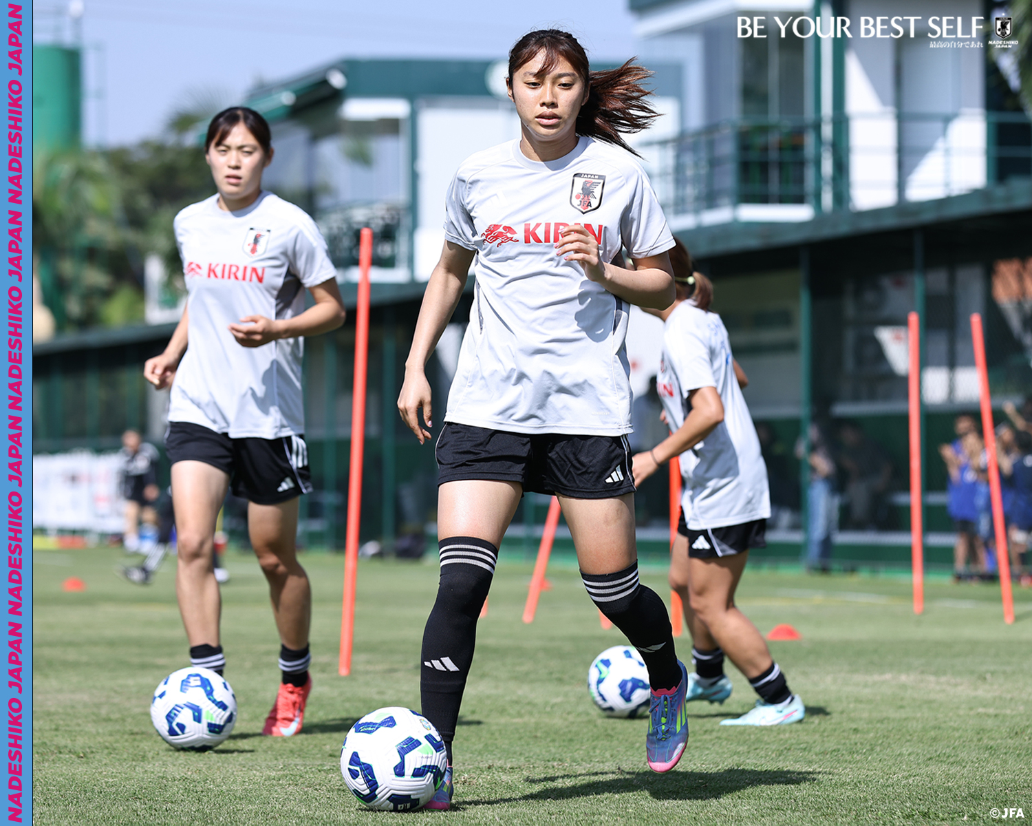 国内初の直営店 日本サッカー協会（JFA）／日本代表／なでしこ
