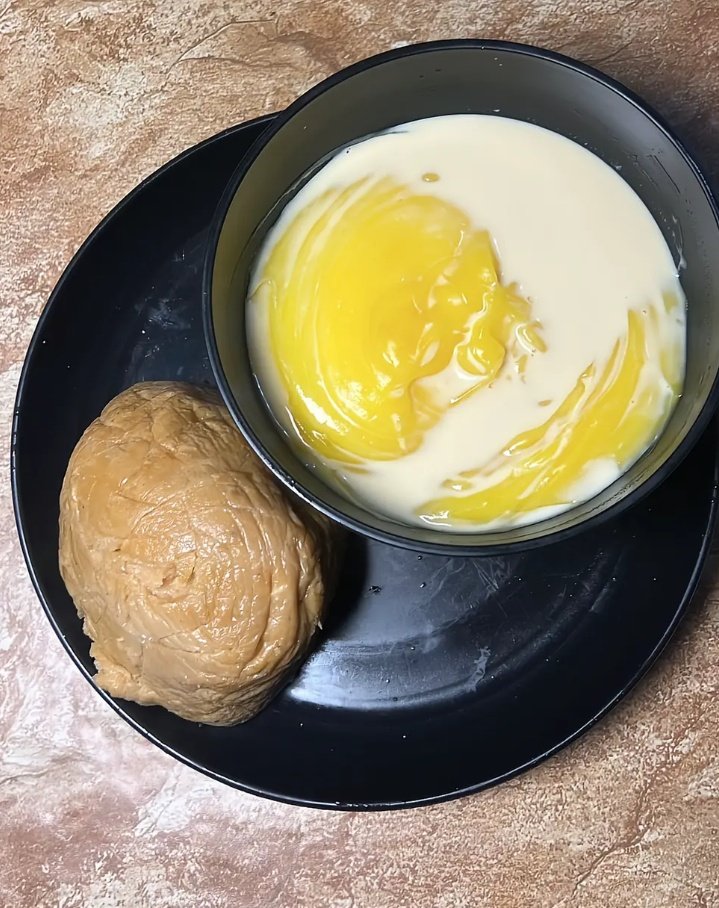 Breakfast, walk with me
    ......Amala and custard