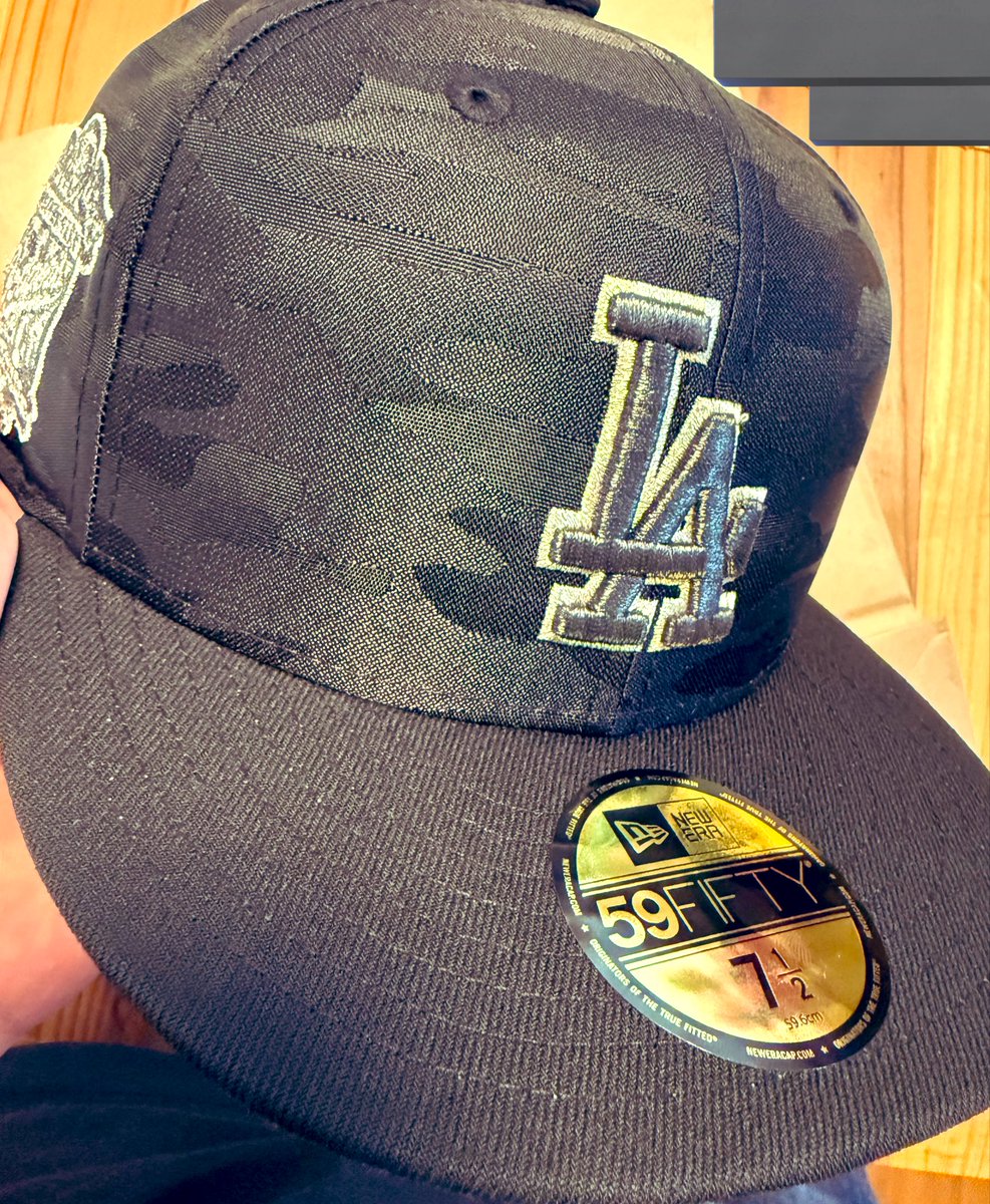 UNAGIINUMLB's tweet photo. 新作の黒迷彩🤩
素材も良い感じ♪
#TheCAP https://t.co/6RNIy9hUwM