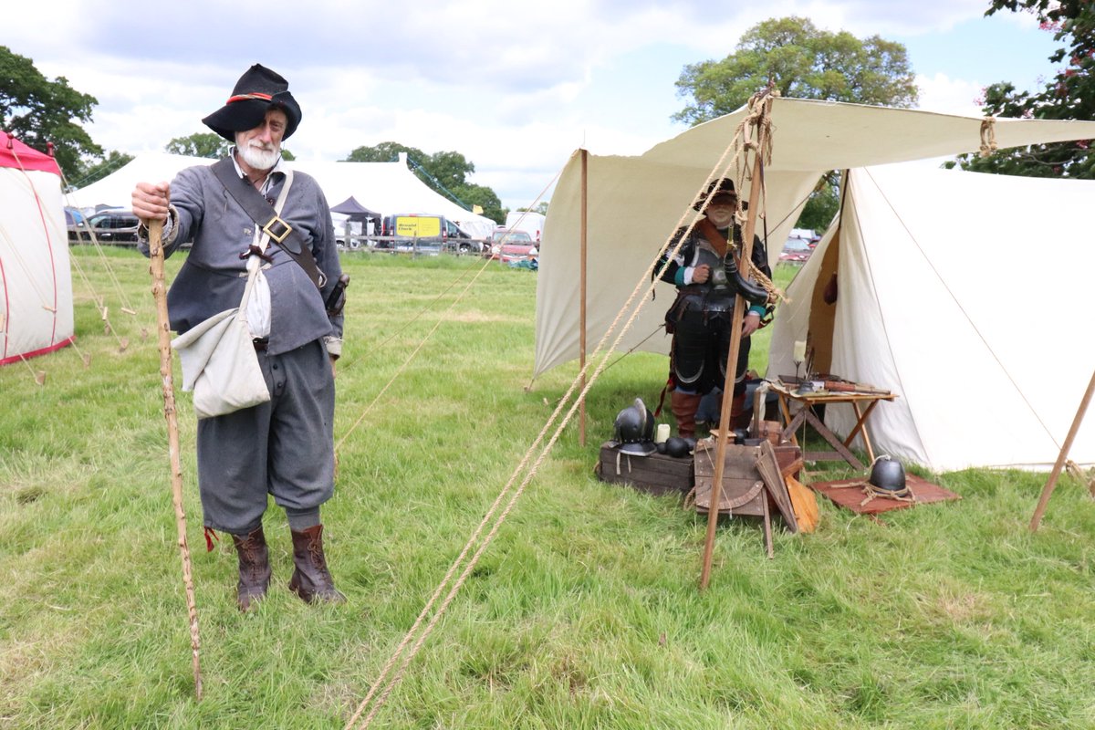 Lisles Regiment (@lislesregiment) on Twitter photo This time last week we were enjoying the sun at Lamport Hall
📷 <a href="/LoweChrisR/">Chris Lowe 🏴</a>
#History #17thcentury #englishvivilwar #reenactor #reenactment #historicalreenactment This time last week we were enjoying the sun at Lamport Hall
📷 <a href="/LoweChrisR/">Chris Lowe 🏴</a>
#History #17thcentury #englishvivilwar #reenactor #reenactment #historicalreenactment