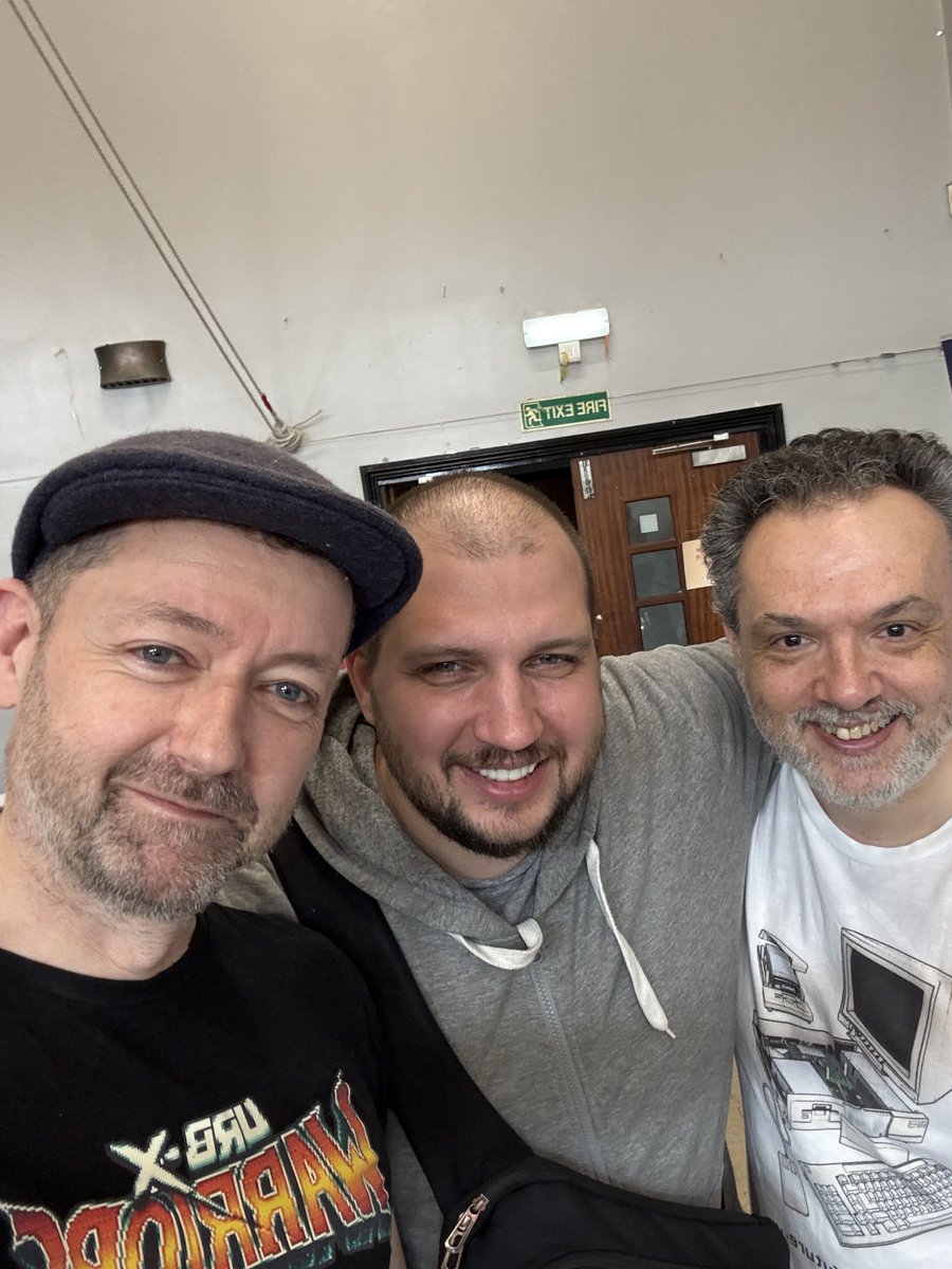 tonywarriner's tweet image. Lots of UrbX AND Steel Sky love yesterday at #RetCon :)