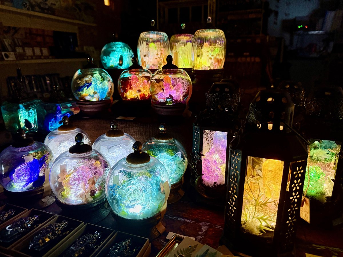 最終】グリーンソープストーン ラピス マラカイト シェル 五色花象嵌レトロケース 大盛況を頂いたマジロラ魔法雑貨店さん個展【KOKENOMORI】、本日無事