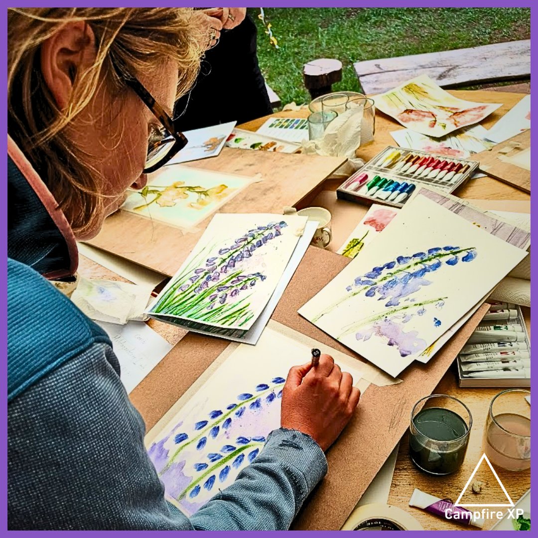 campfire_xp's tweet image. Bluebells, cowslips, campion, vetch... A guided wildflower walk inspired guests' beautiful watercolour creations at our May event, featuring nature-focused artist Hildagard Carr 🎨🖌
#nature #workshop #oxfordshire #cotswolds #outdoor #activity #swerford #chippingnorton #uk