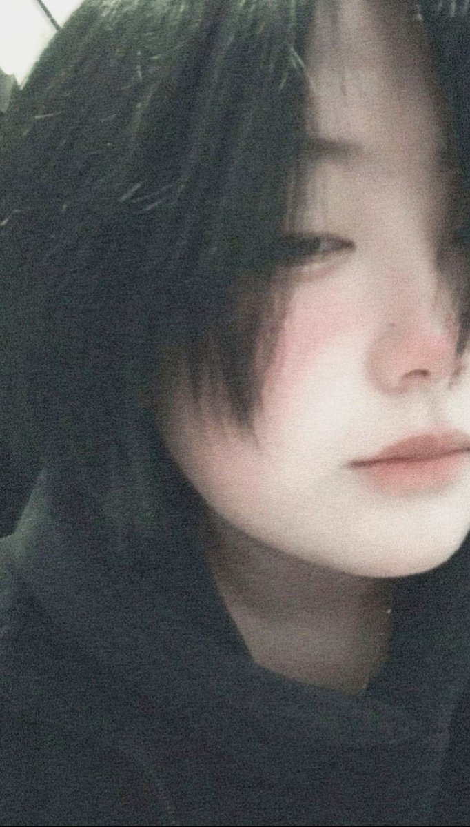 好累，为什么明明是儿童节却要这么累(T＿T)
#反差婊 #自毁 #母驴 #婊子 #爆耍 #女大 #母狗 #射屏 #丧志