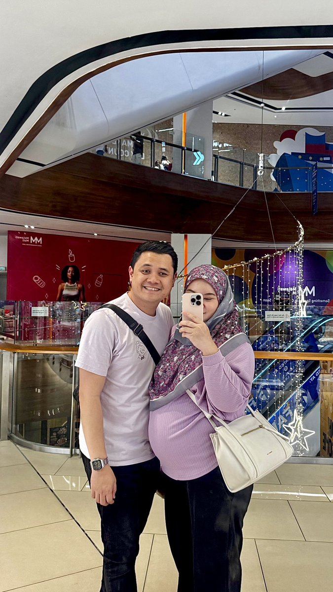 Marinaman16's tweet photo. Ibu Ayah can’t wait to meet you little one👶🏻🤍 https://t.co/Ayycbx7hzL