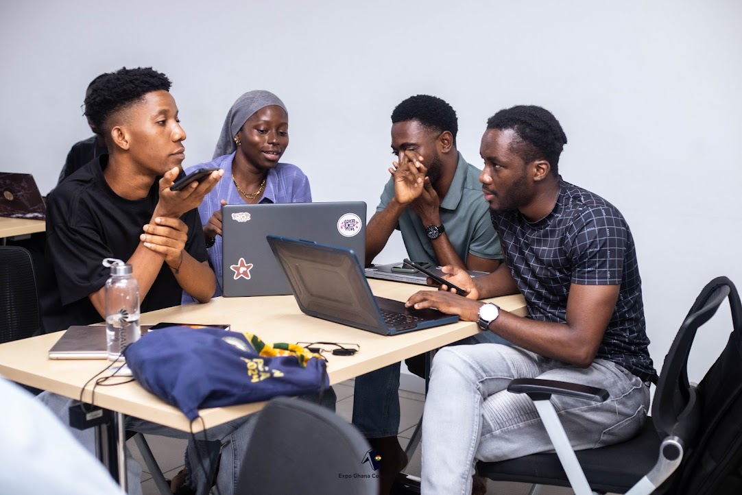 val_kraidy's tweet image. Just pulled up at the Vibe Coding &amp;amp; Pizza event at the Accra Stanbic Incubator 🍕💻
Big shoutout to @Expo_Community and the amazing community lead @AgbenyoOfficial  for putting this together!
Great code, good vibes, and even better pizza 🙌🔥 #DevLife #AccraTech #ReactNative