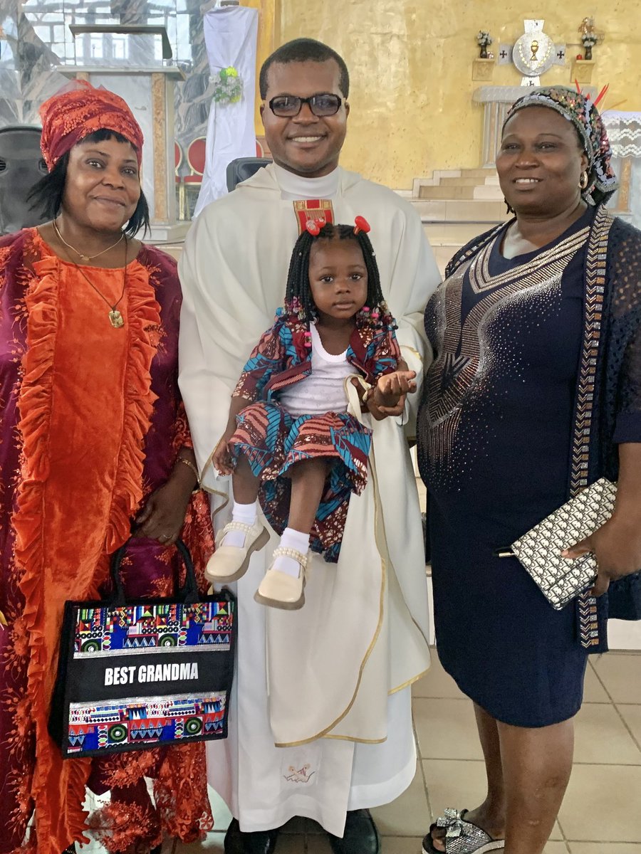 Happy New Month dear Friends and Family! 
May the beautiful experiences and positive achievements of the month of June heal the sad  memories of the previous months. Amen 🙏🏽#CatholicTwitter