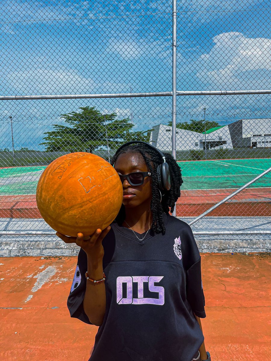 OTSpresident001's tweet photo. Øff the street 🛒🛍️
.
.
Celebrating the New Month with our exclusive cloth drop in stock. 
Discover our latest collection of trendy, comfortable, and affordable clothing, designed to make you look and feel amazing!.
Stay stylish, stay confident, and own the new month with "OTS" https://t.co/R0BucfFNMY