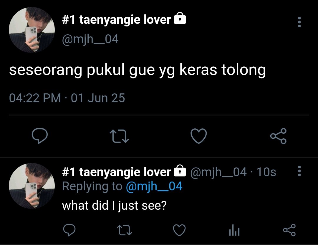 hts pakai rok? minat lah. 
— meongsan few tweets au