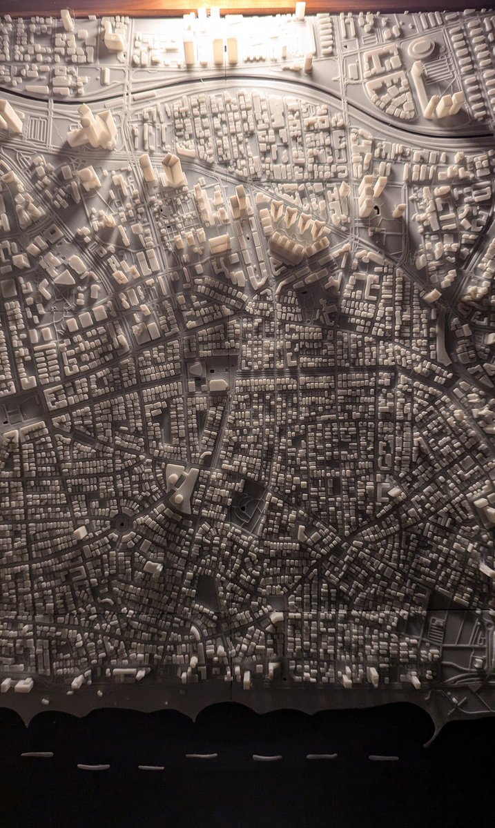 Модель Тель Авива напечатанная на 3D принтере
На закате и на рассвете

Хотели бы себе такую на стену?