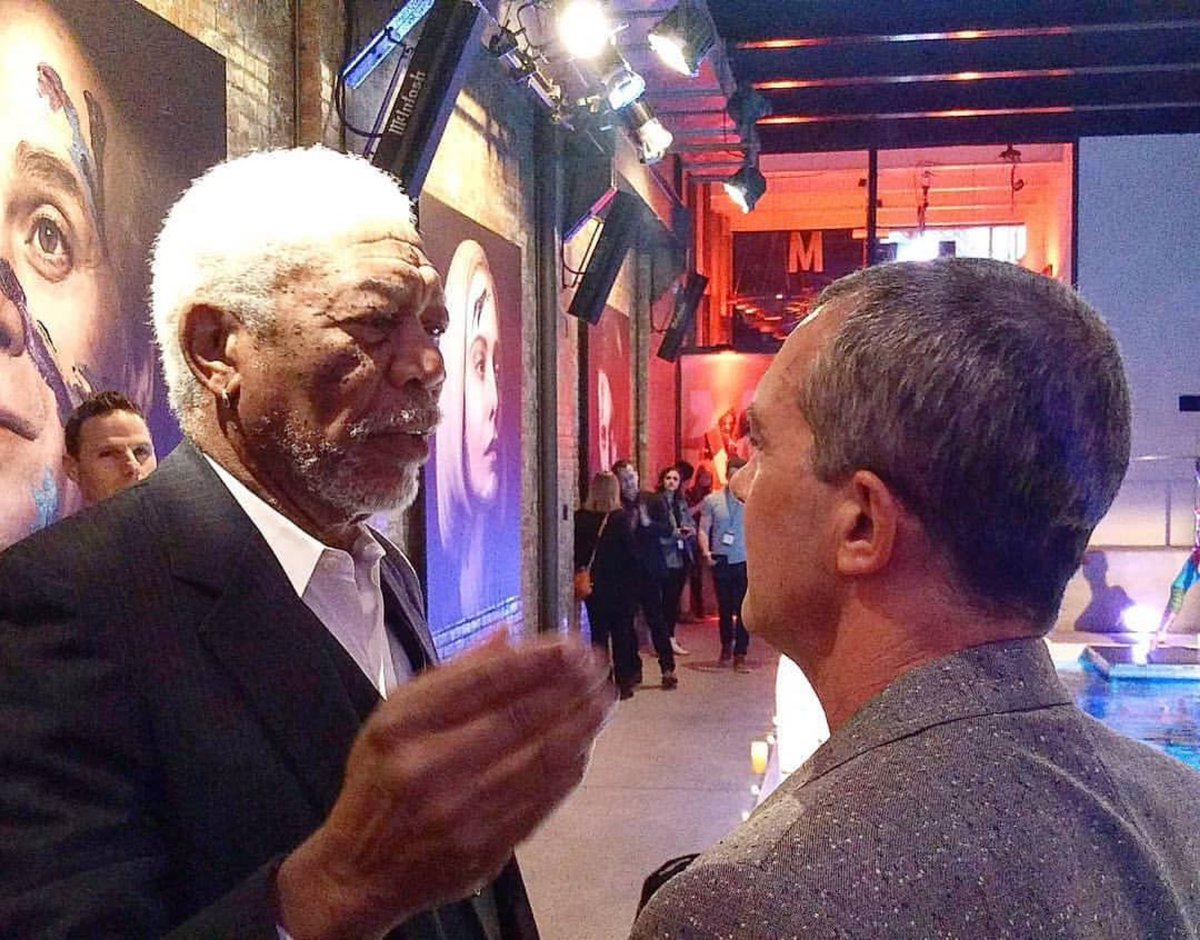 antoniobanderas's tweet image. Happy Birthday Morgan Freeman.
Feliz cumpleaños my friend!

#Upfront #geniuspicasso #soho #nyc #thecode #morganfreeman