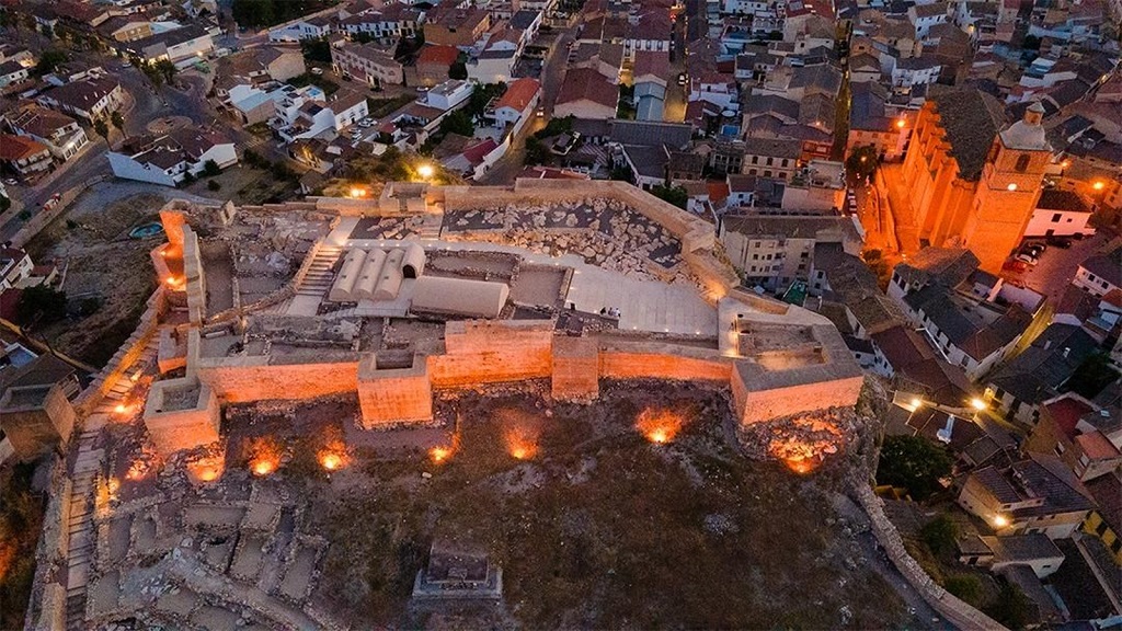 Gente de Andalucía (@genteandalucia) on Twitter photo El próximo 6 de junio, el Castillo de Íllora abrirá sus puertas al anochecer para ofrecer una experiencia única con sus visitas guiadas 🧐😄
🎙️ Antonio José Salazar Pérez, alcalde de Illora
🗣️<a href="/PepeDaRosa1/">Pepe Da-Rosa</a> <a href="/AnaCarvajalMore/">Ana Carvajal Moreno</a> en <a href="/CanalSurRadio/">Canal Sur Radio</a> 📻
👉 canalsur.es/multimedia.htm… 👈 El próximo 6 de junio, el Castillo de Íllora abrirá sus puertas al anochecer para ofrecer una experiencia única con sus visitas guiadas 🧐😄
🎙️ Antonio José Salazar Pérez, alcalde de Illora
🗣️<a href="/PepeDaRosa1/">Pepe Da-Rosa</a> <a href="/AnaCarvajalMore/">Ana Carvajal Moreno</a> en <a href="/CanalSurRadio/">Canal Sur Radio</a> 📻
👉 canalsur.es/multimedia.htm… 👈