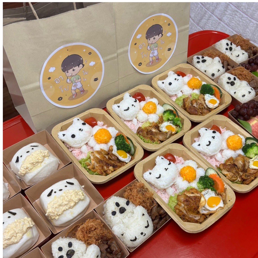 🐱 𝘍𝘰𝘰𝘥 𝘚𝘶𝘱𝘱𝘰𝘳𝘵 🍳

ทานให้อร่อยนะงับเด็ก 💛

<a href="/Nnattawin1/">Nnattawin</a> : #APONattawin 
—  #apocolleagues : #FSforyourShineAPO